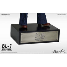 Load image into Gallery viewer, Enterbay Bruce Lee Black Label Statue Leg Front
