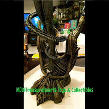 Load image into Gallery viewer, Internecivus Raptus Alien Legs
