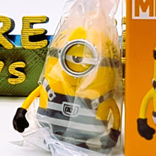 Load image into Gallery viewer, MetaColle Minion Mel (Prison Uniform 001) - MJ@TreasureHearts Toys &amp; Collectibles
