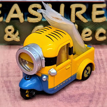 Load image into Gallery viewer, Minion Car Stuart (USJ) - MJ@TreasureHearts Toys &amp; Collectibles

