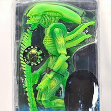 Load image into Gallery viewer, Thermal Vision Warrior Alien 7 Inch Action Figure - MJ@TreasureHearts Toys &amp; Collectibles
