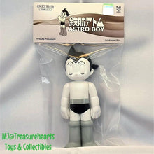 Load image into Gallery viewer, TZKV-019PB Atom - Standing (Silver Version) - MJ@TreasureHearts Toys &amp; Collectibles
