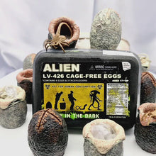 Load and play video in Gallery viewer, 7 Inch Alien Egg &amp; Facehugger Pack (Glow)2-FinalHD V2
