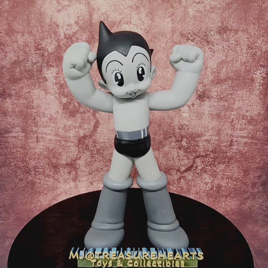 Standing Astro Boy 41cm - Mono Color-FinalHD